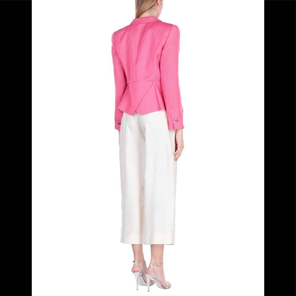 Stunning Giorgio Armani fuchsia linen/silk blazer